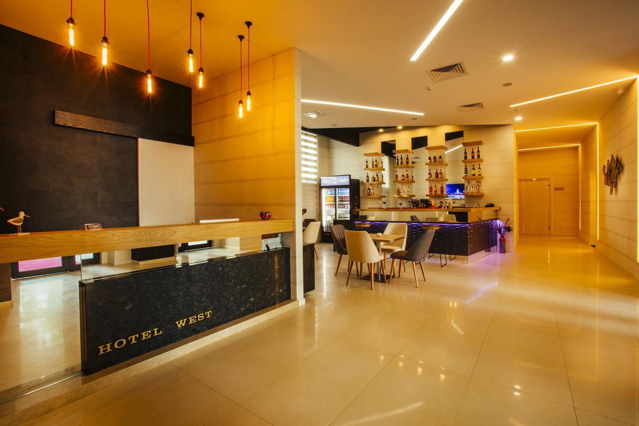 Hotel West Batumi Exterior photo