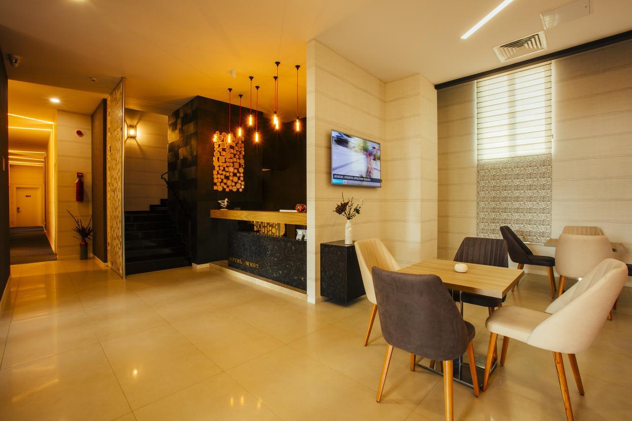Hotel West Batumi Exterior photo