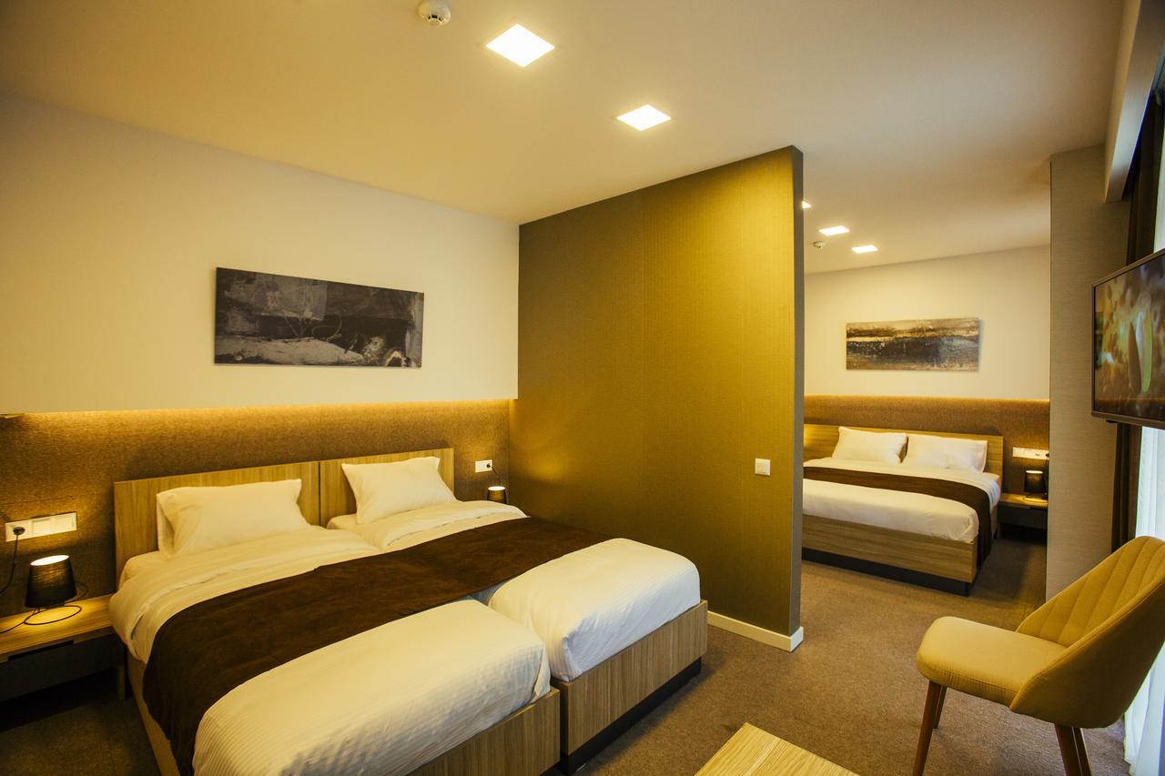 Hotel West Batumi Exterior photo