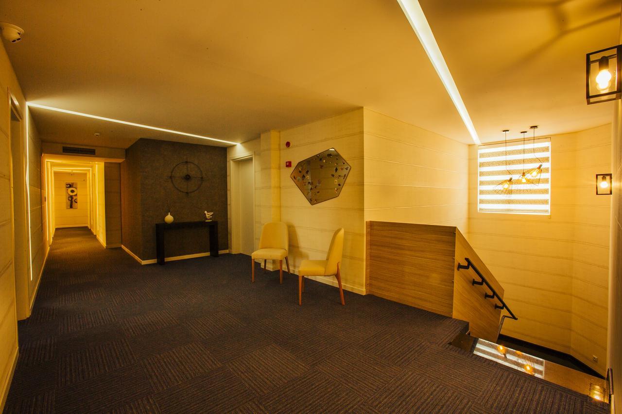 Hotel West Batumi Exterior photo