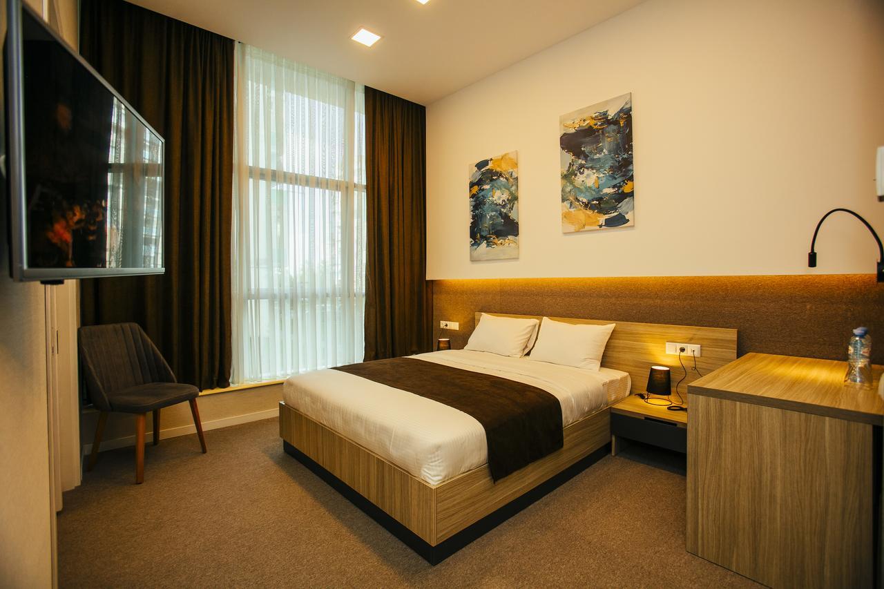 Hotel West Batumi Exterior photo